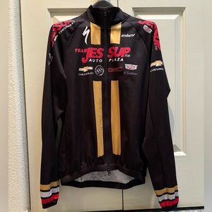 Eliel cycling jacket.